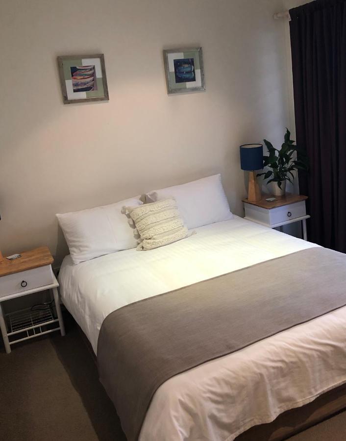 Beachhouse Bed And Breakfast Redcliffe Ngoại thất bức ảnh