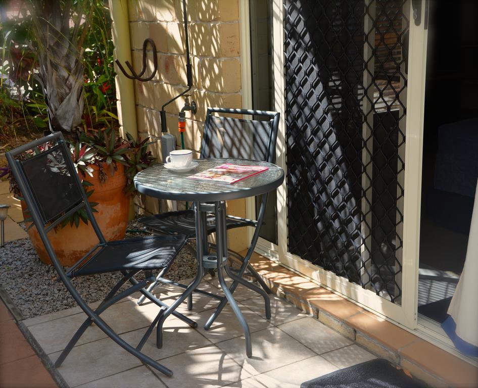 Beachhouse Bed And Breakfast Redcliffe Ngoại thất bức ảnh
